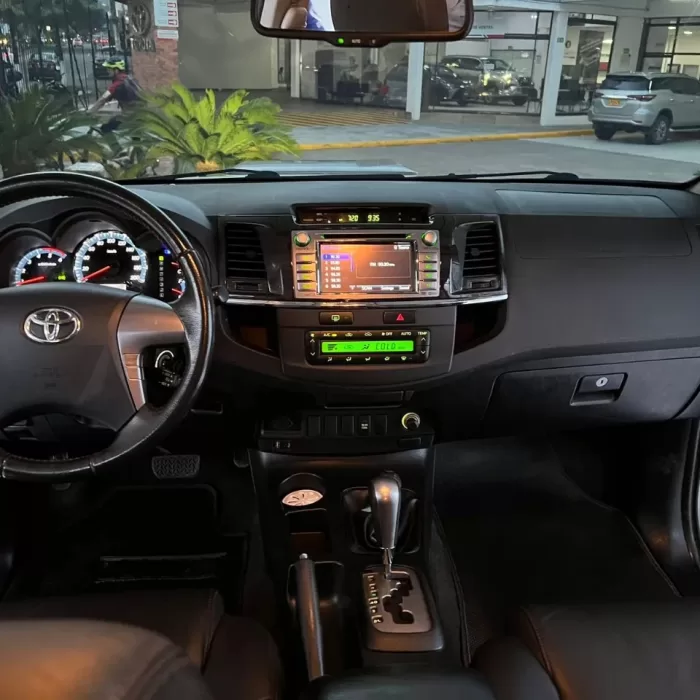 Toyota Fortuner 3.0 SRV Automatica 4X4 DIESEL