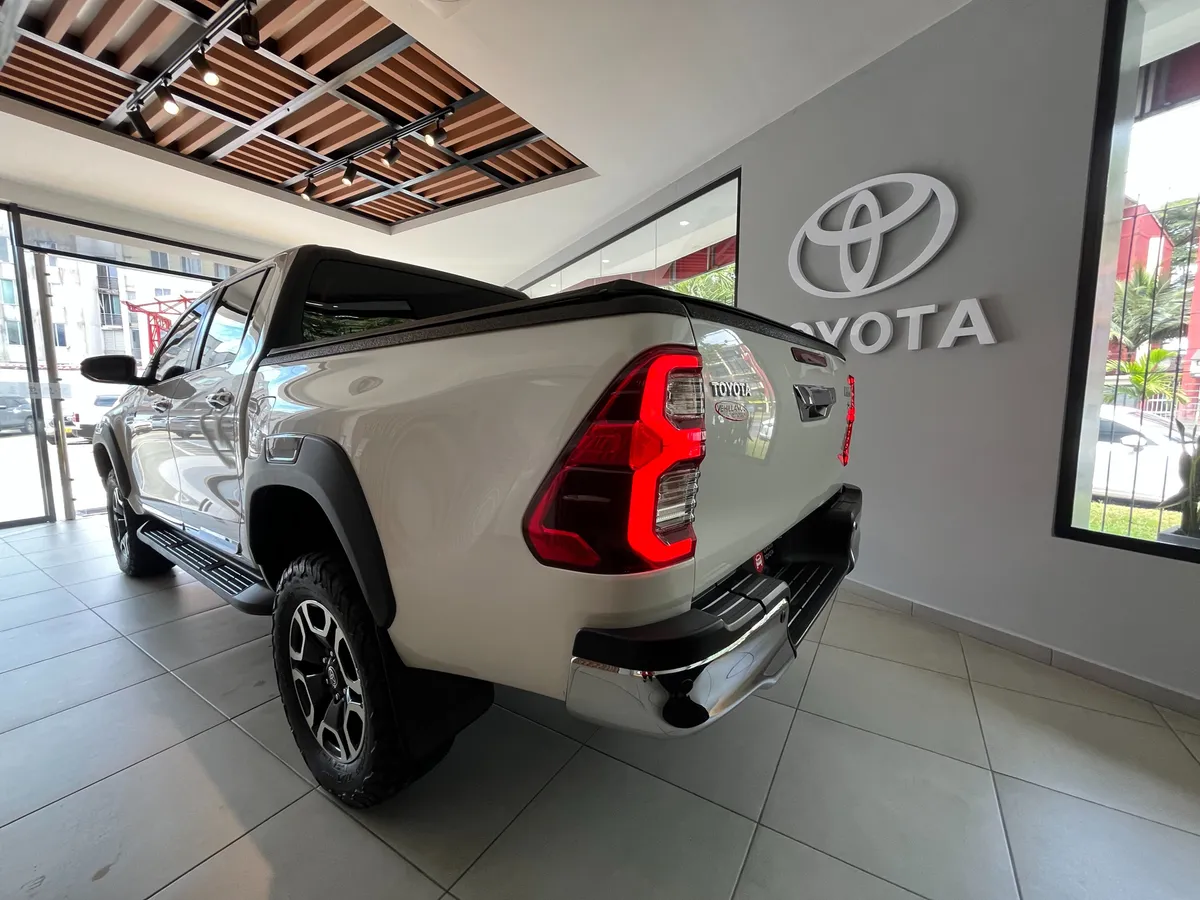 Toyota Hilux Srx 2.8l 4×4 2022