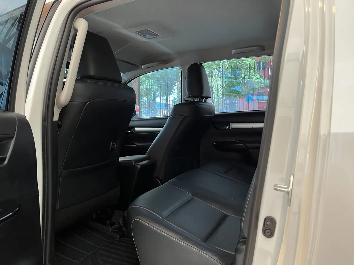 Toyota Hilux Srx 2.8l 4×4 2022