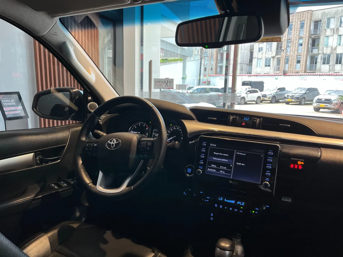 Toyota Hilux Srx 2.8l 4×4 2022