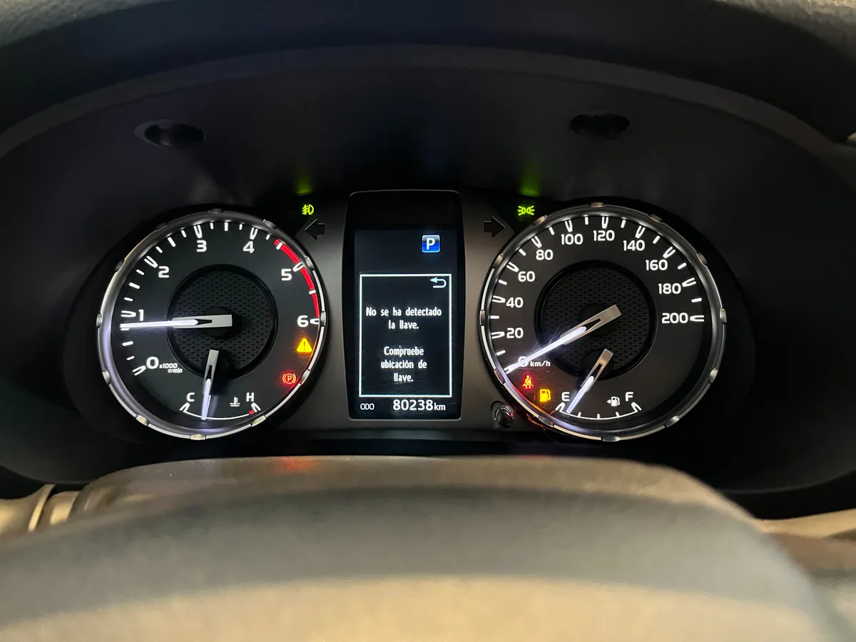 Toyota Hilux Srx 2.8l 4×4 2022