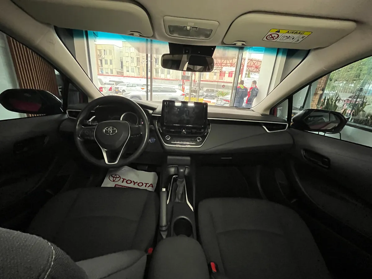 Toyota Corolla XE-I 1.8