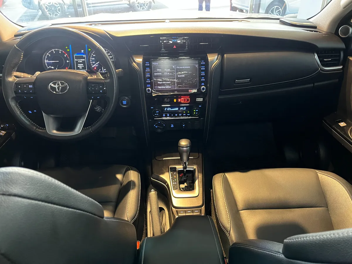 Toyota Fortuner Srx Diesel 4×4 2.8