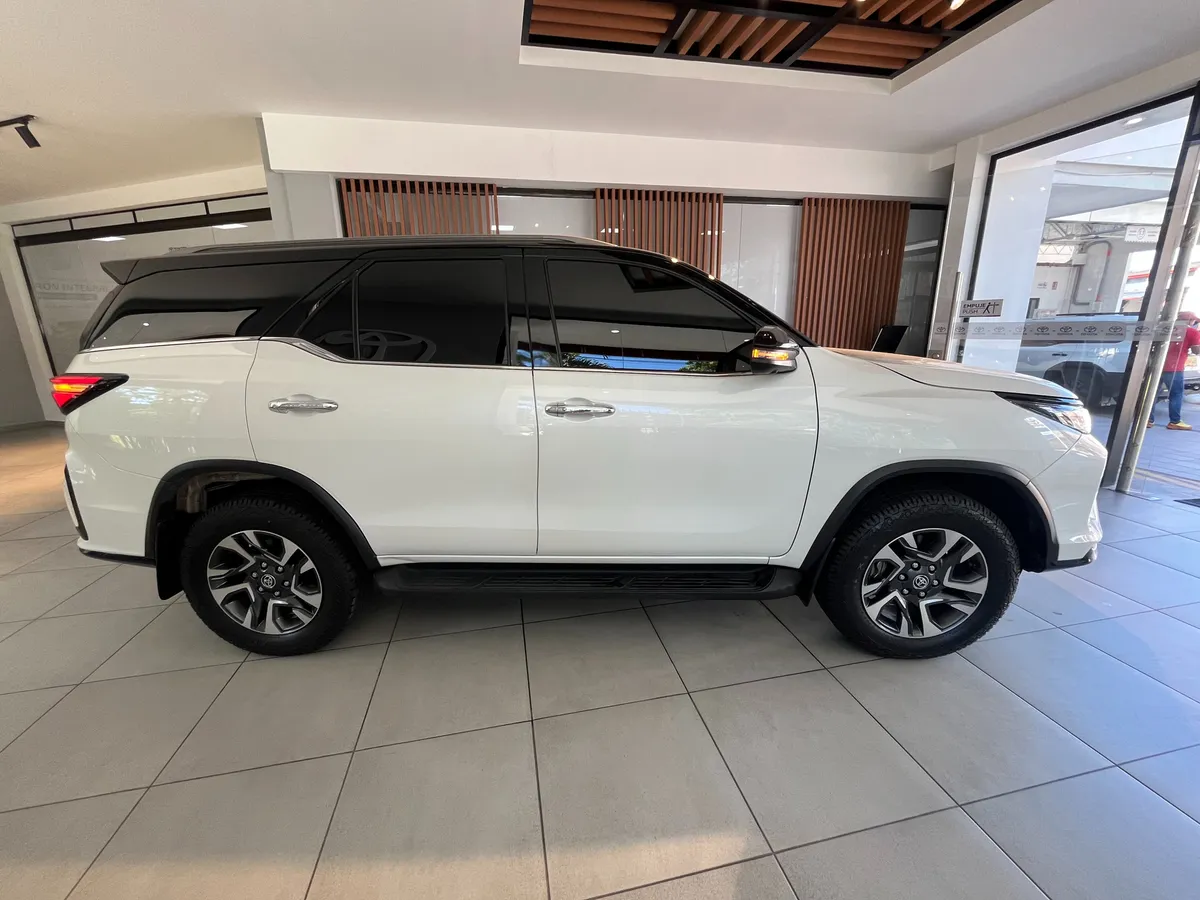 Toyota Fortuner Srx Diesel 4×4 2.8