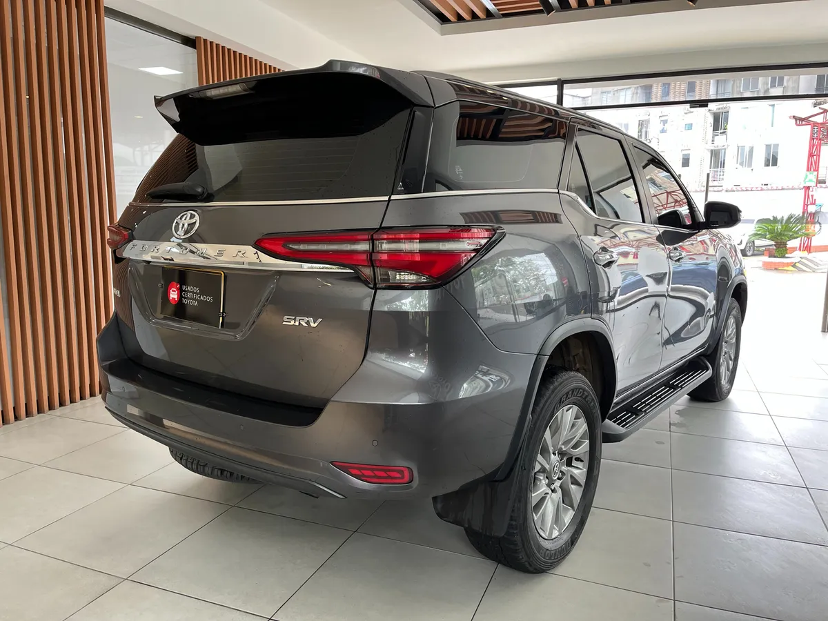 Toyota Fortuner Srv Diesel 4×2 2.4l 2022