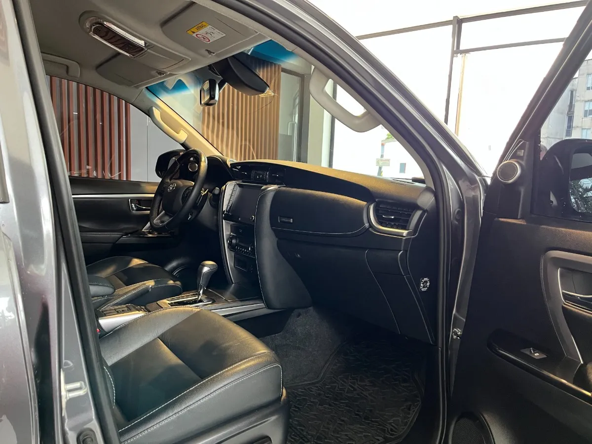 Toyota Fortuner Srv Diesel 4×2 2.4l 2022