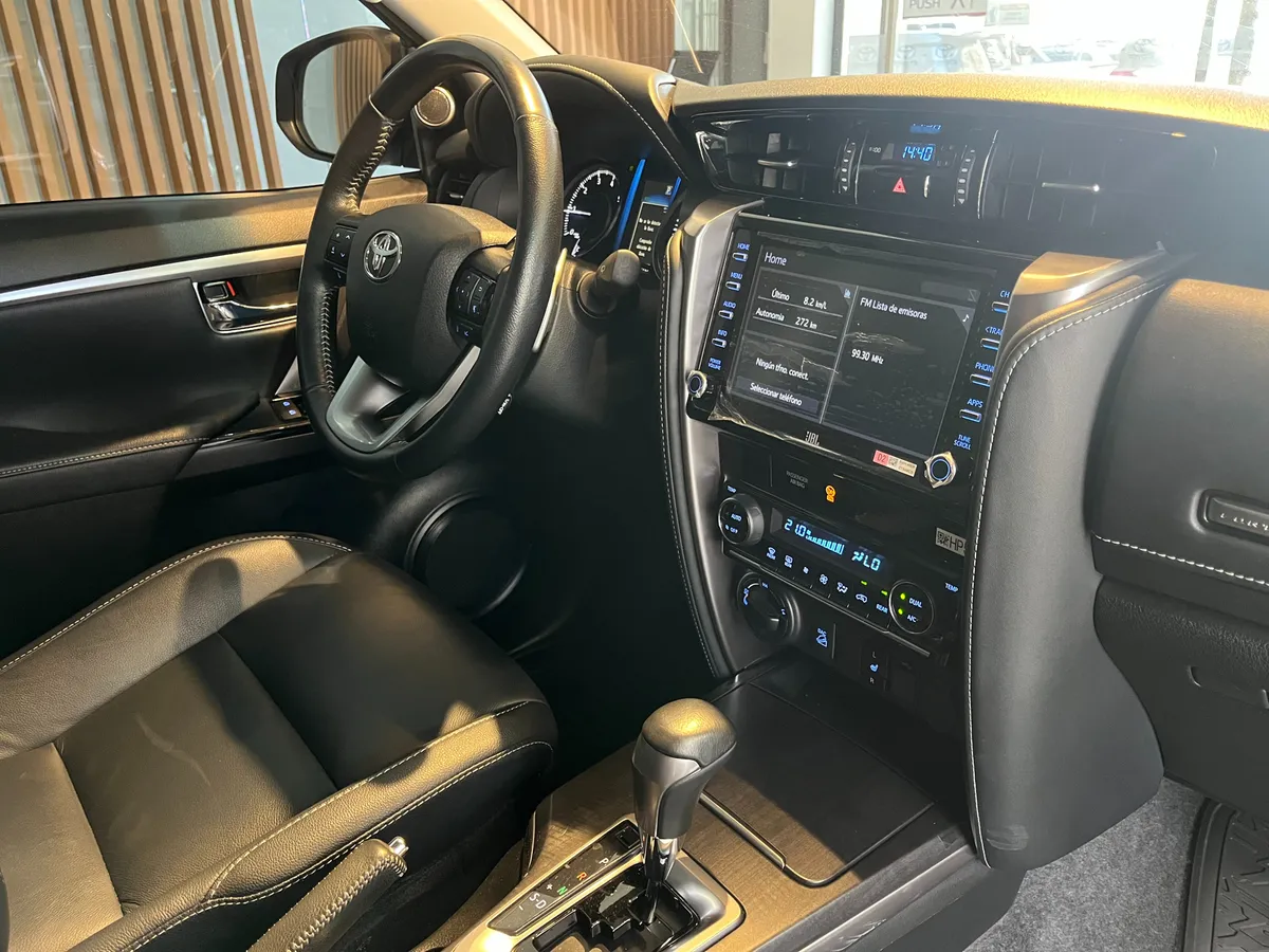 Toyota Fortuner Srx Diesel 4×4 2.8