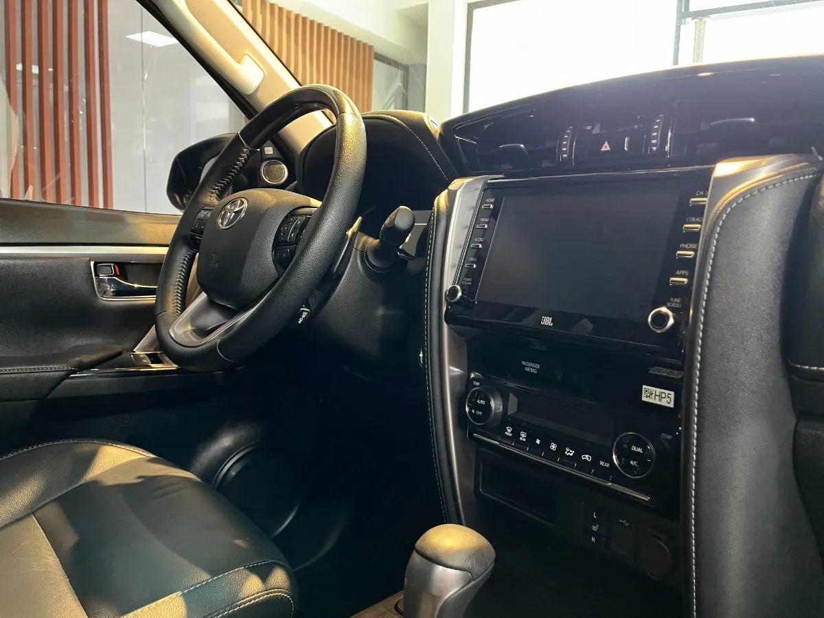 Toyota Fortuner Srv Diesel 4×2 2.4l 2022
