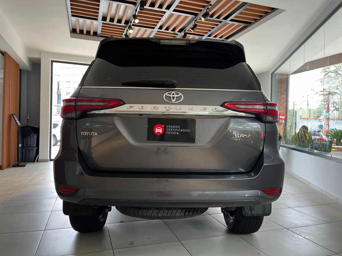 Toyota Fortuner Srv Diesel 4×2 2.4l 2022