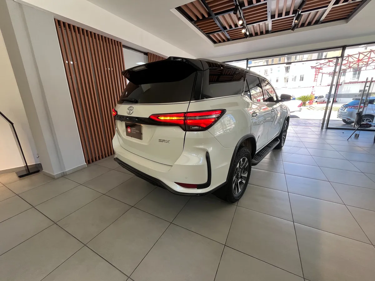 Toyota Fortuner Srx Diesel 4×4 2.8