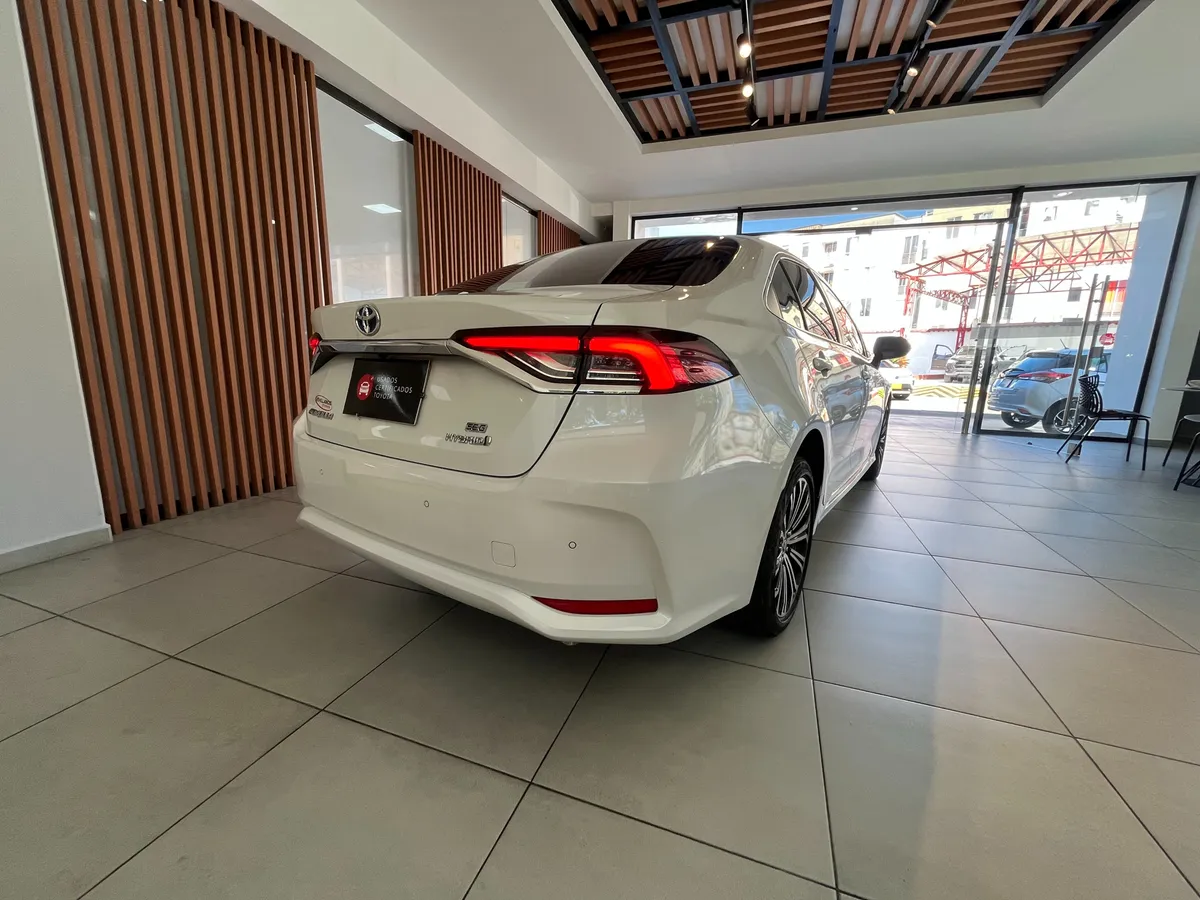 Toyota Corolla Seg 4×2 1.8 Hibrido Automatico