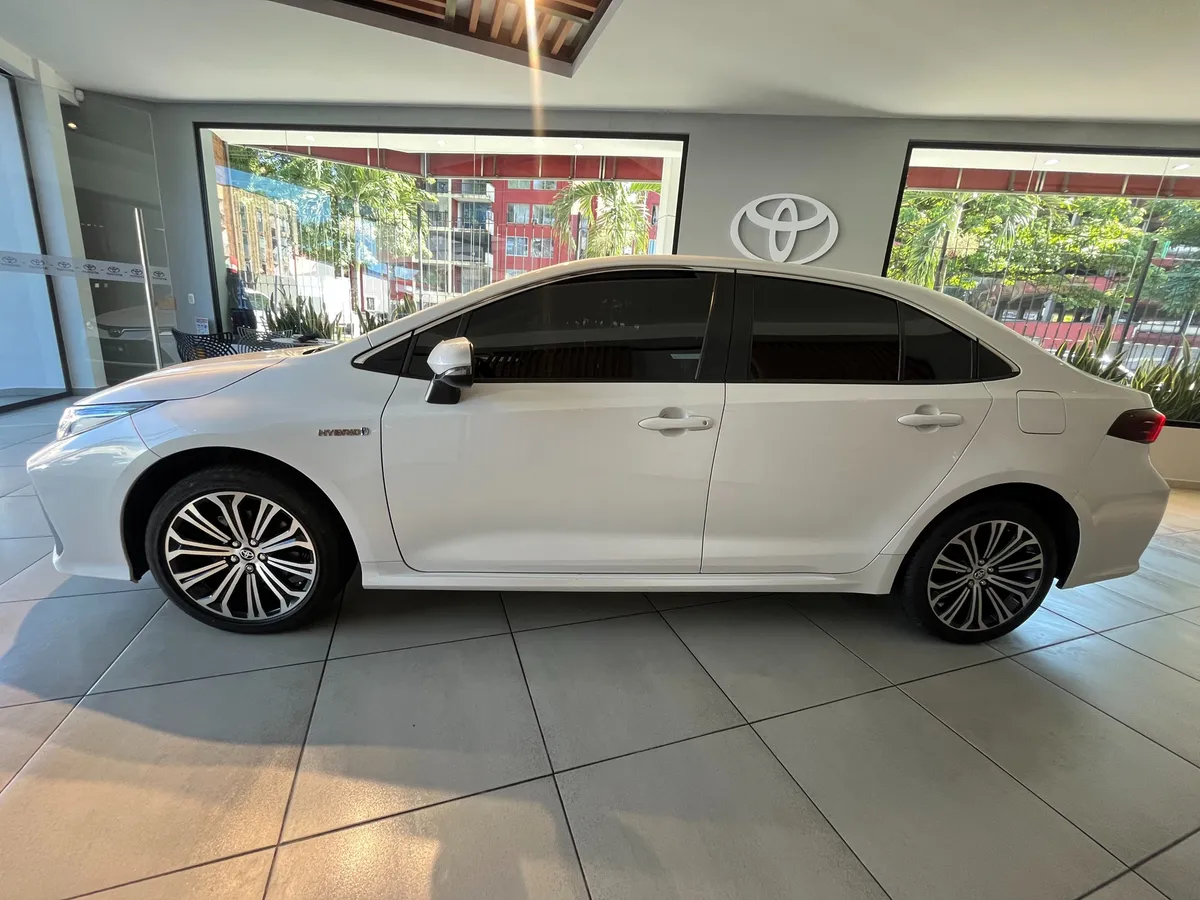 Toyota Corolla Seg 4×2 1.8 Hibrido Automatico