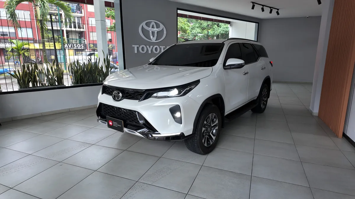 Toyota Fortuner SRV Diesel 4×4 2024
