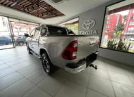 Toyota Hilux SRX 2.8L 4×4 Diesel