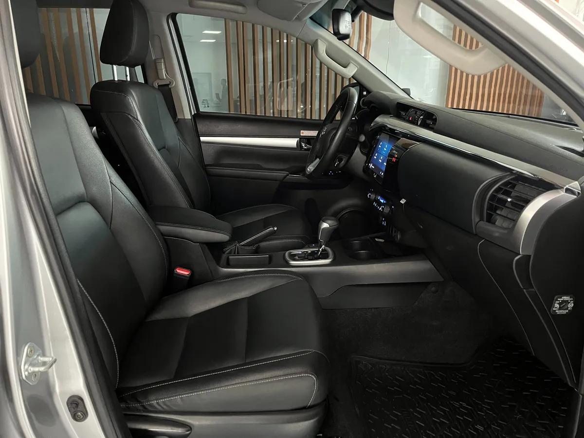 Toyota Hilux SRX 2.8L 4×4 Diesel