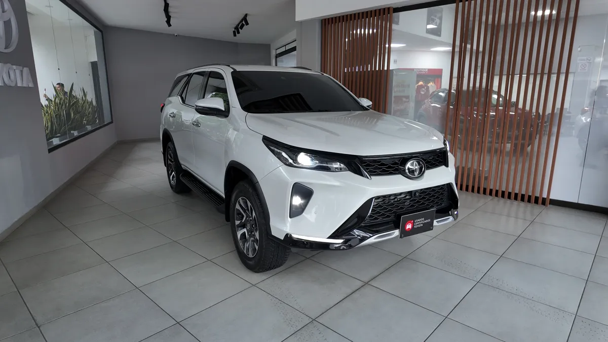 Toyota Fortuner SRV Diesel 4×4 2024