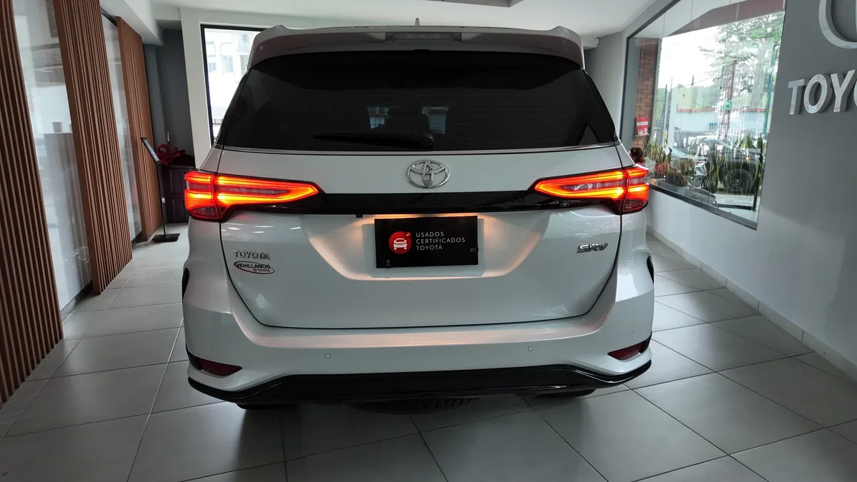 Toyota Fortuner SRV Diesel 4×4 2024