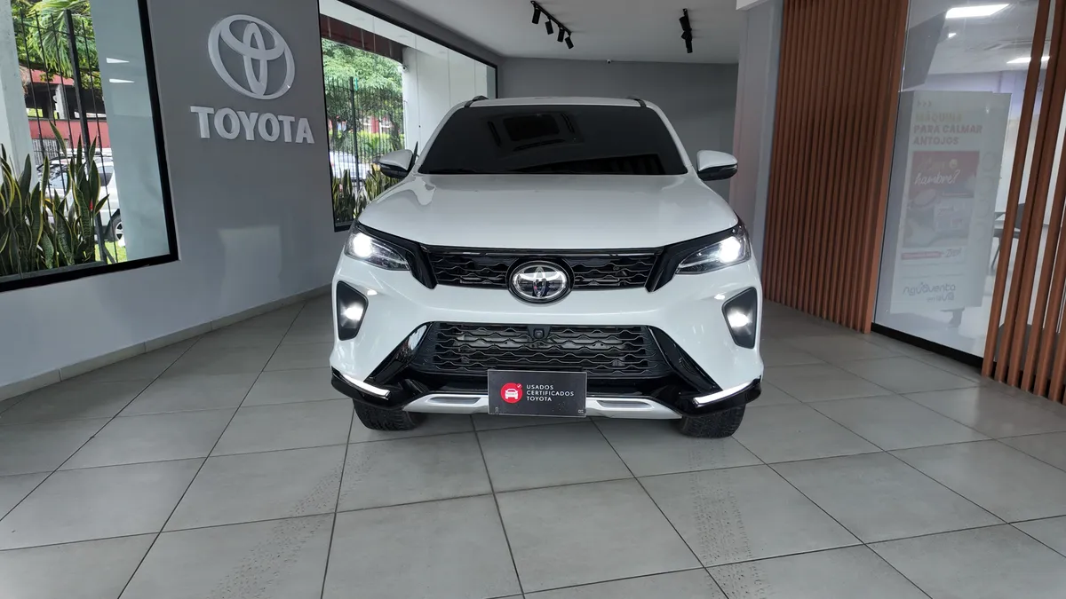 Toyota Fortuner SRV Diesel 4×4 2024
