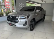 Toyota Hilux SRX 2.8L 4×4 Diesel