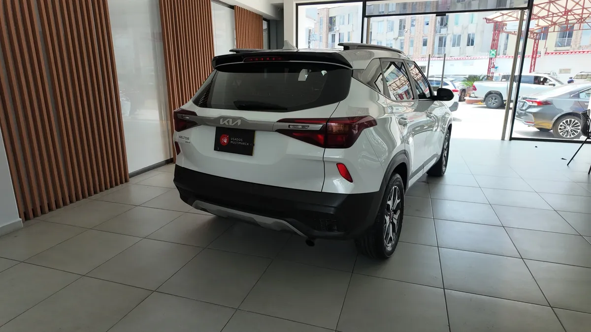 Kia Seltos 1.6l Vibrant At 2023
