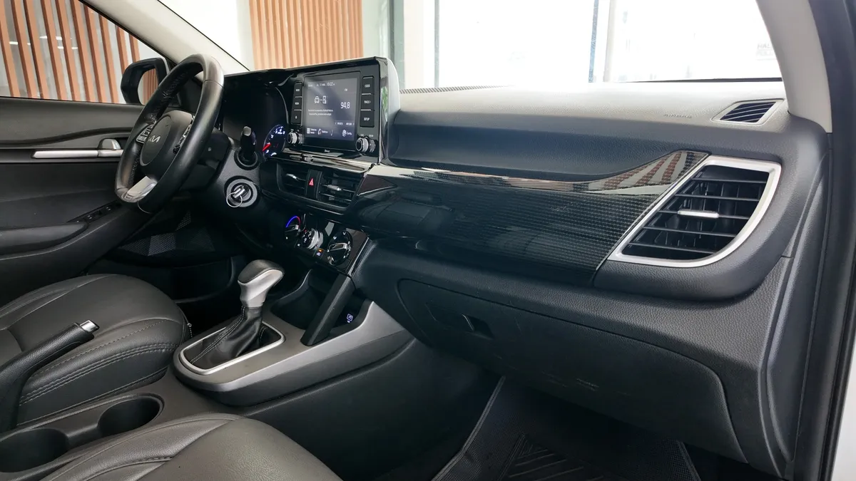 Kia Seltos 1.6l Vibrant At 2023