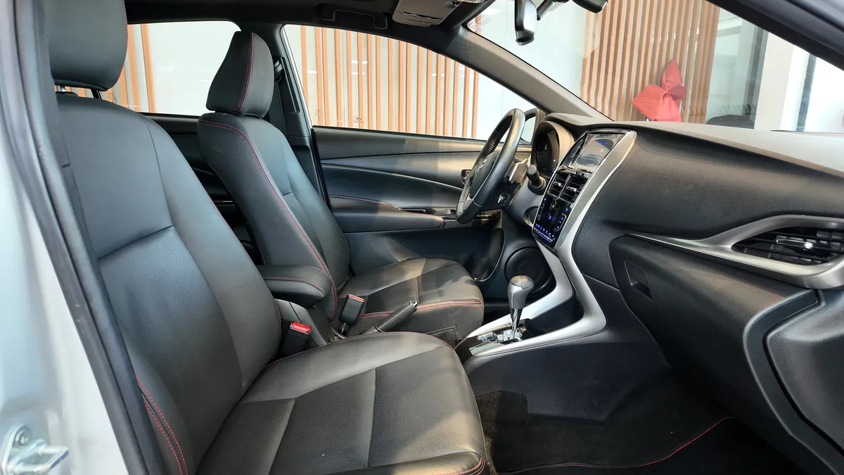 Toyota Yaris 1.5 Sport