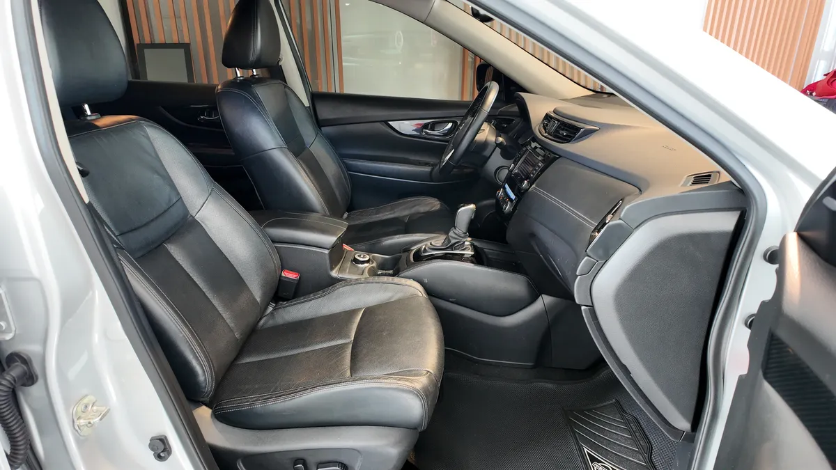 Nissan X-Trail 2.5 Exclusive