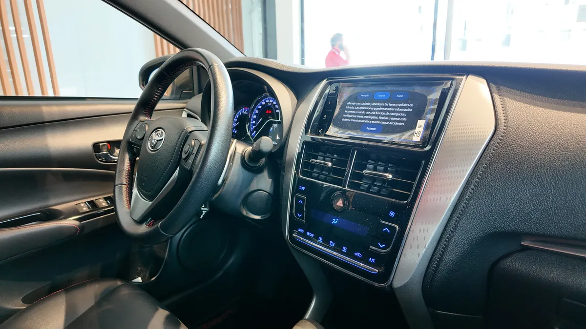 Toyota Yaris 1.5 Sport