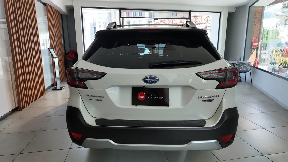 Subaru Outback 2.5L Touring At