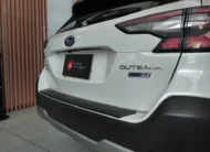 Subaru Outback 2.5L Touring At
