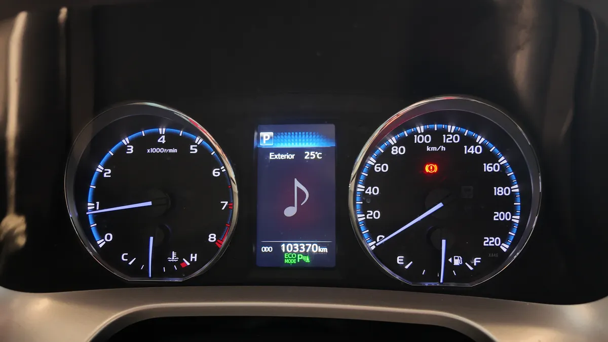 Toyota RAV4 2.0 Street