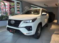 Toyota Fortuner Sr Diesel 2.4l 4×2 At