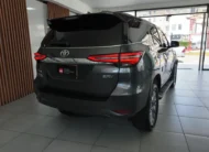 Toyota Fortuner Srv 2.4l 4×2 At 2023
