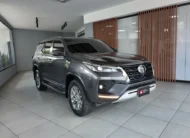 Toyota Fortuner Srv 2.4l 4×2 At 2023