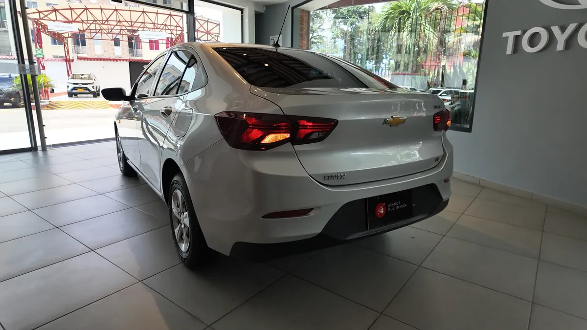 Chevrolet Onix LT TURBO 4X2 1.0L AT