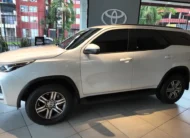 Toyota Fortuner 2.8 Diesel Sr 4X2 At