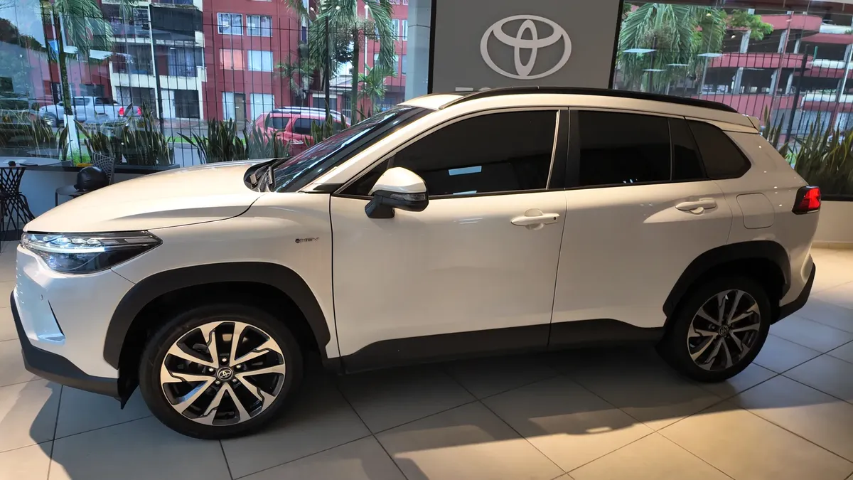 Toyota Corolla Cross Seg hev 1.8L 4×2