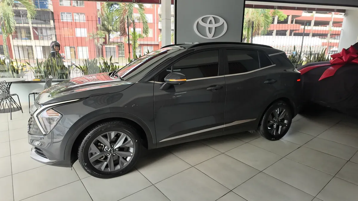 Kia Sportage 2.0 Zenith At 4X2 2024