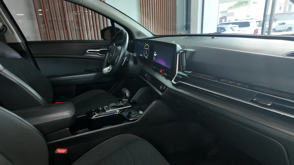 Kia Sportage 2.0 Zenith At 4X2 2024