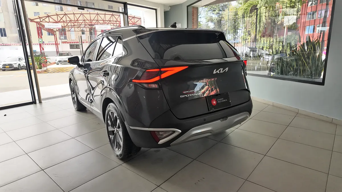 Kia Sportage 2.0 Zenith At 4X2 2024