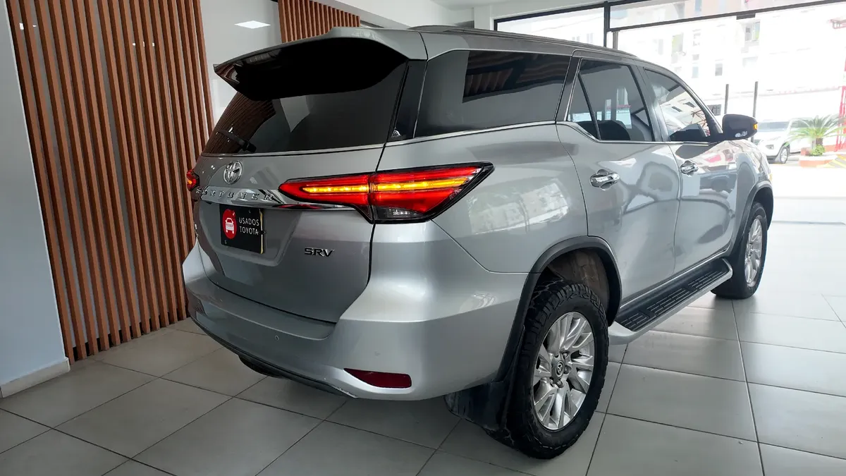 Toyota Fortuner 2.8 Diésel Srv 4×4 At