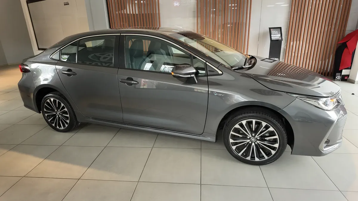 Toyota Corolla 2025 1.8 Hev Seg 4×2 AT