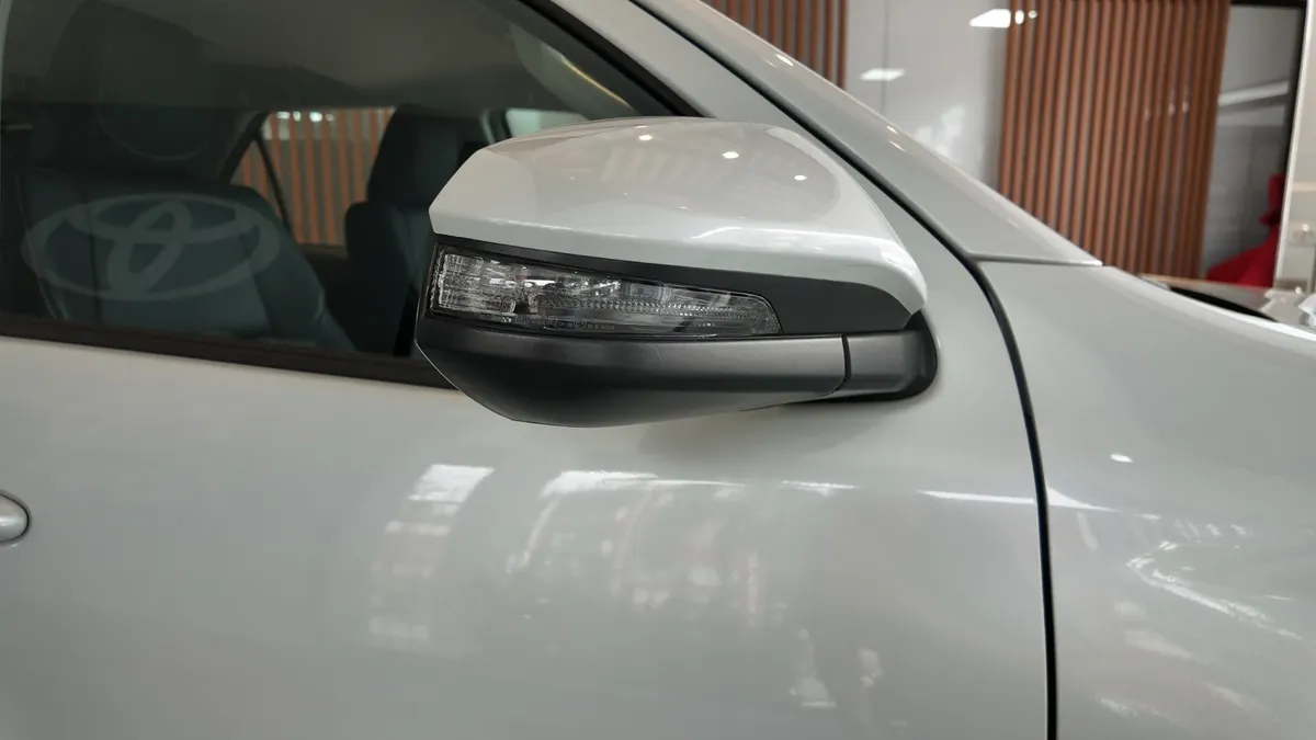 Toyota Fortuner Sr Diesel 2.8l 4×2 At 2025