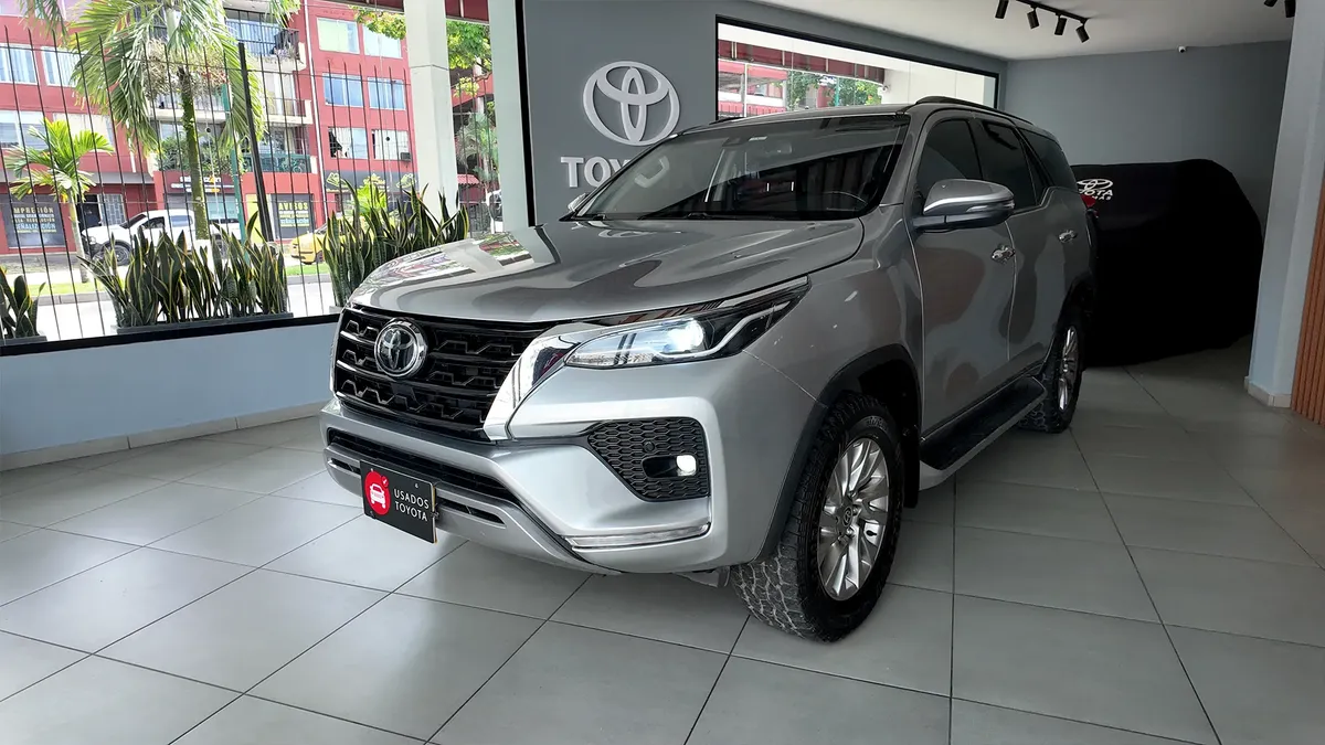 Toyota Fortuner 2.8 Diésel Srv 4×4 At