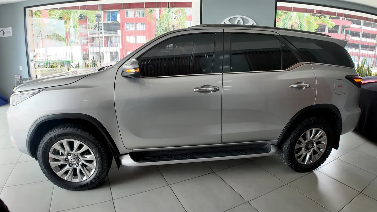 Toyota Fortuner 2.8 Diésel Srv 4×4 At