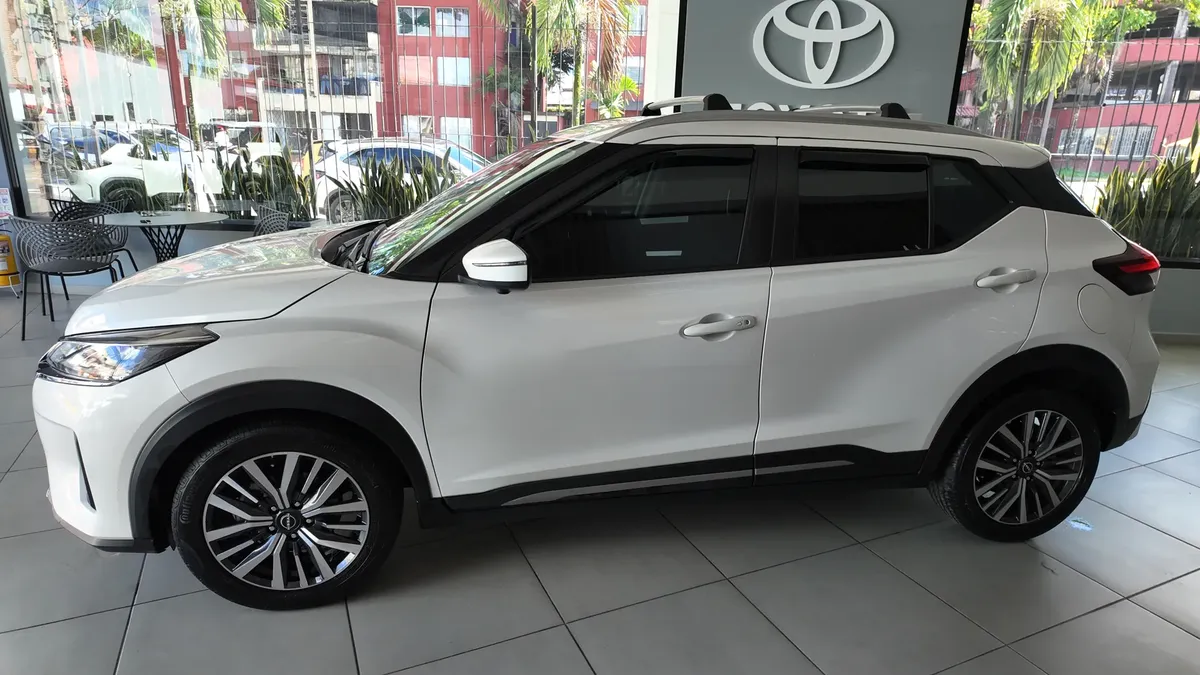 Nissan Kicks Exclusive 2023 1.6l 4×2 At