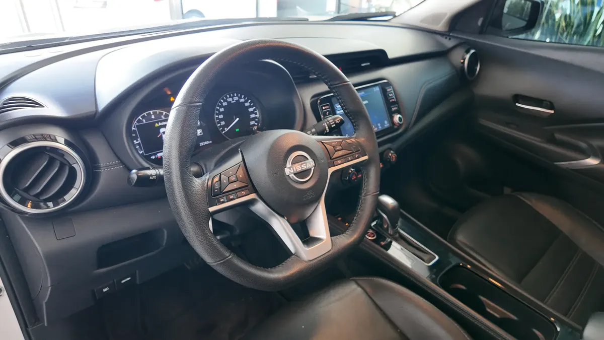 Nissan Kicks Exclusive 2023 1.6l 4×2 At