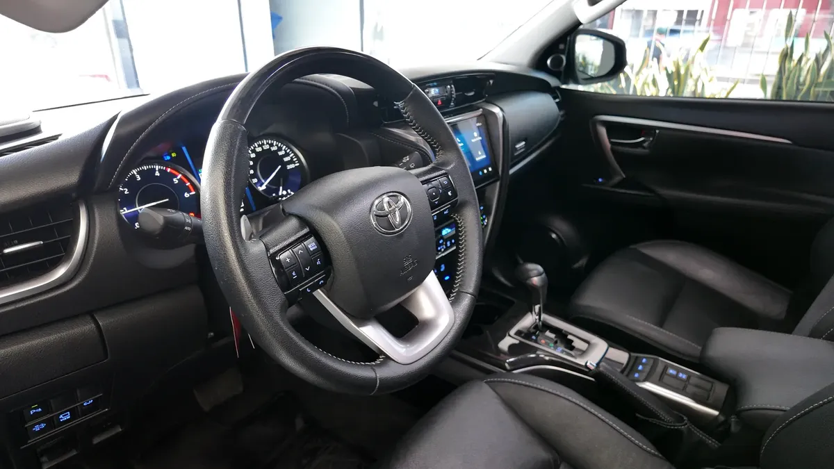 Toyota Fortuner Srv 2024 2.8l 4×4 At