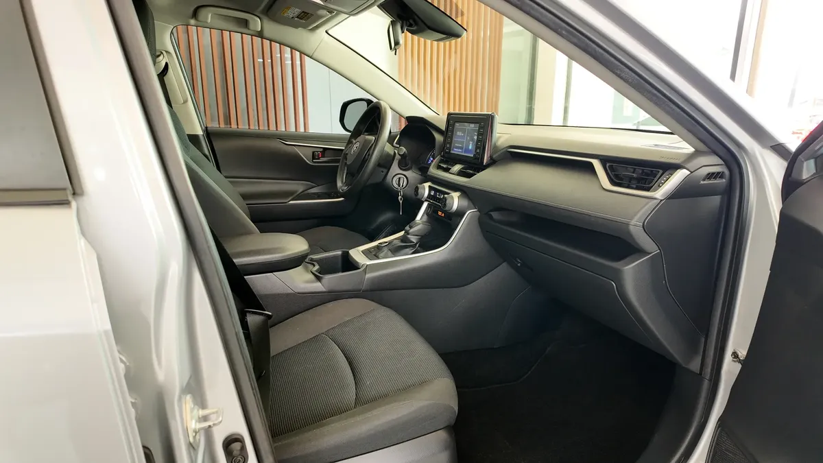 Toyota Rav4 Le 2022 2.5l 4×4 At