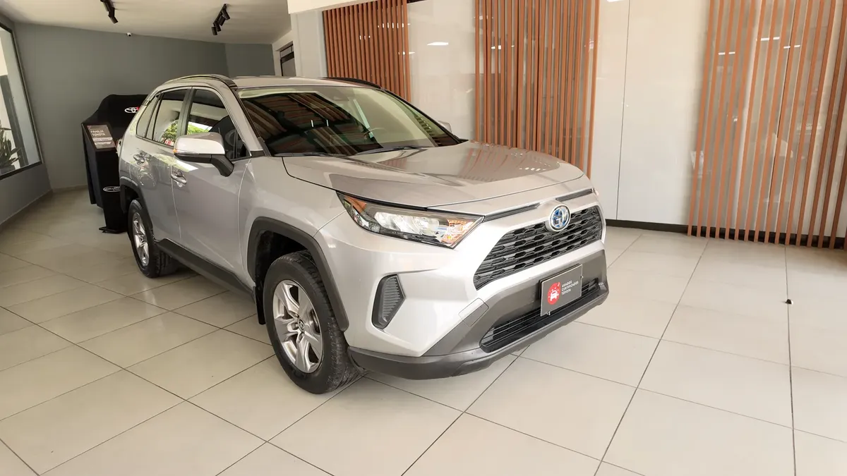 Toyota Rav4 Le 2022 2.5l 4×4 At